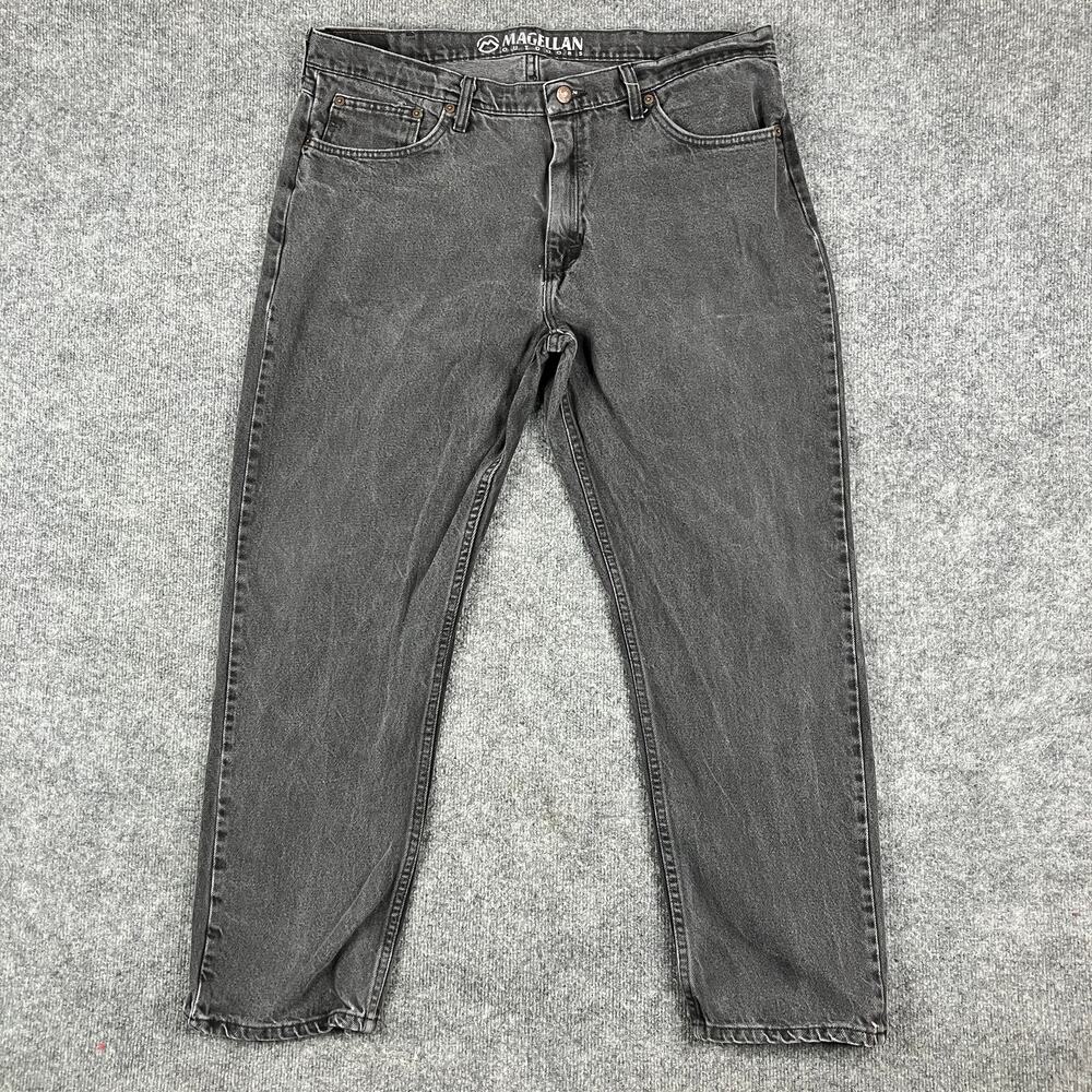 Magellan Outdoors Jeans Mens 40x30 Black Washed DenimStraightLegCasualRelaxedFit